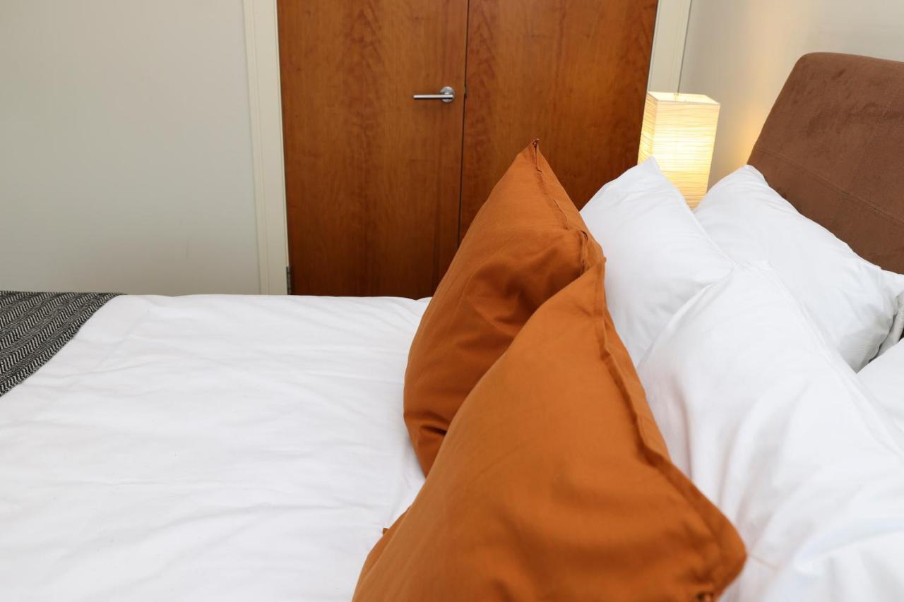 Joivy Spacious 2 Bed,2 Bath Flat, Free Parking And Rooftop Terrace Edimburgo Exterior foto